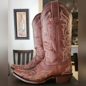 ARIAT Hazen Western Cowboy Boots - Womens 🤠
